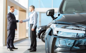 Concessionnaires : les salaires moyens ont baissé en 2023