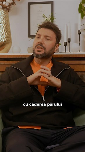 Marian Capet on Instagram: "A venit toamna, incepem sa avem probleme cu caderea parului, un lucru normal in perioada asta. Avem nevoie de o rutina de ingrijire a parului speciala pentru a reechilibra caderea parului si pentru a restabili frumusetea lui! Astazi va vorbesc despre @ducray_romania , produsele pe care eu le folosesc de ani de zile si de care sunt mai mult decat multumit! @magnapharmonline #ad #paidpartnership . . . . . . . . #instagram #instalike #instalike #viral #viralreels #explor