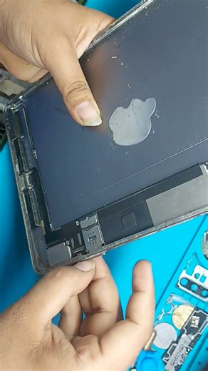 Apple tablet air2 battery replacement #air2 #facebookvideo | master mobile baba com