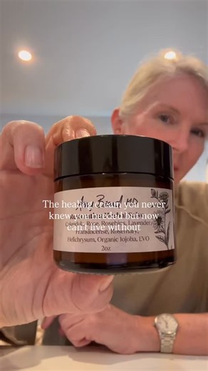 Our Restoration Herbal Salve: AKA our ‘boo boo cream” Here’s what’s inside: • Calendula & Rose Petals – Soothe inflammation, promote healing • Rosehips – High in natural vitamin C, brightens and firms • Lavender & Rosemary – Calm irritation, support skin renewal • Frankincense – Reduces scarring, smooths fine lines • Organic Jojoba Oil – Mimics skin’s sebum, locks in moisture • Extra Virgin Olive Oil (EVOO) – Deeply nourishing, antioxidant-rich • Vitamin E (non-GMO) – Natural preservative, prote