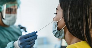 Covid-19 : ils tombent amoureux… pendant un test PCR !