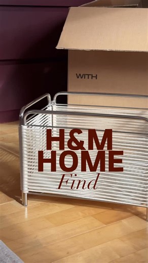 Katja | interior, fashion & 20s life | H&M HOME Find ⭐️✨ . . . . . #interiorinspo#fashioninspo#retrofuture #colourpop Interior DIY Dopamin Decor Colourpop Retro funiture Girl... | Instagram