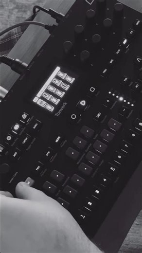 Twiddling the Tonverk…