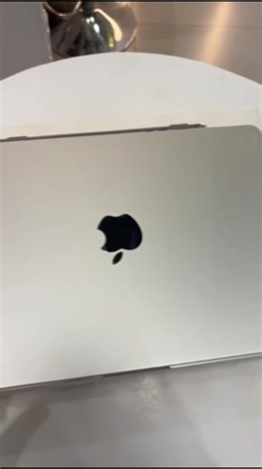 M3 💻💜 |16/512| #m3 #macbookair #tech #laptop #apple #ytshorts #youtubeshorts #trending