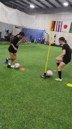 ⚽ 1A Soccer | Through the cones, building the control. Quick feet today = confidence on game day. ⚽🔥