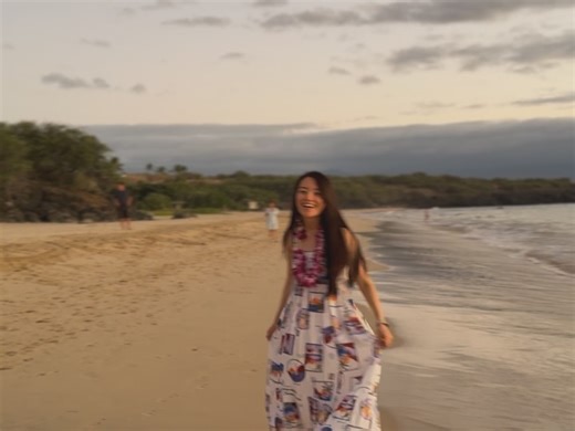 Potastic Panda on Instagram: "Late Hawai’i Photo Dump, but already missing the waves~ 📷 @bubblicornn best sister evah"