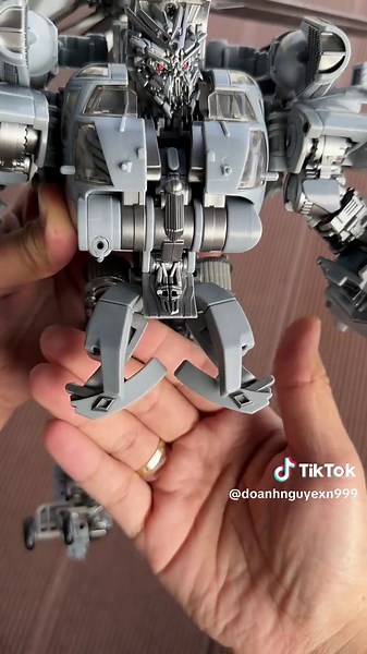 Transforms Decepticon Blackout#blackout #transformer #toptrendingvideostiktok🔥🔥🔥viral #trending #môhinh #toys #viral #mohinhtransformers