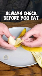 2.2M views · 7.8K reactions | Do you check the end of a banana before you eat it?  #cookinghacks #food #lifehacks #banana #viral | Foodie's Time | Facebook