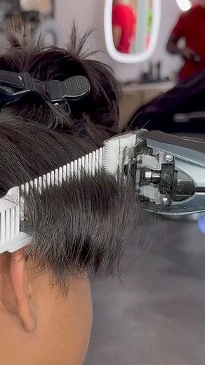 Textured blowout fringe This 18 year old is getting a textured blowout fringe haircut with a low tap | Nguyensteadycutting