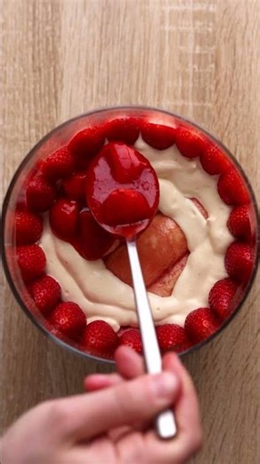 How to Make the Perfect Strawberry Tiramisu | #strawberrytiramisu #tiramisu #summerdessert #dessert
