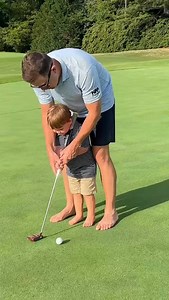 Avery’s first putter lessons 😆⛳️ | Scotty McCreery
