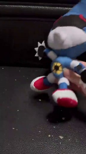 Creating a Bootleg Metal Sonic Plush Toy