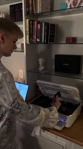 29 reactions · 3 comments | Creating My 2025 Vision Board ✈️✨#pink #fyp #Vlog #pinkkitchen #girly #girlytok #pinktok #pinkpinkpink #naruto #cooking #dinner #short | Michael Pink Xo | Facebook