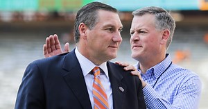 Dan Mullen picks eight of the biggest Week 10 games, predicts a handful of major upsets