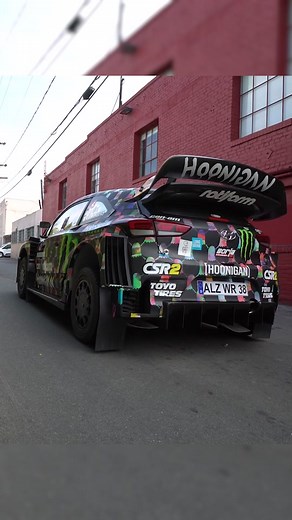 Ever wonder what it’s like to drive a full spec race car (like my @hyundaiusa i20 WRC car) around the city of Los Angeles? It was actually kind of fun…well, sort of. The traffic? NOT FUN. See more of my rally car on the streets of LA at the link in my bio. #s#streetlegalracecarL#LosAngelesH#HollywoodH#Hyundaii20WRCHyundaiUSA