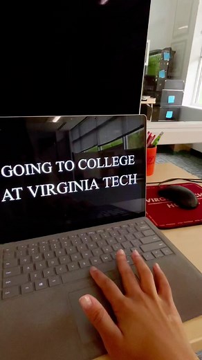 If you’re considering VT. Here’s your sign 👋🧡🦃 #hokies #decisionday2022 #virginiatech #collegelife #VT #thisismysong