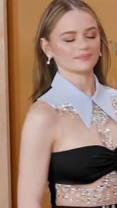 3.6K views · 1.4K reactions | Joey King looks glamorous on the SAG Awards red carpet. ✨ #JoeyKing #WeWeretheLuckyOnes #SAGAwards #RedCarpet #Fashion | etalk | Facebook