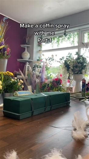 Creating a Beautiful Coffin Spray: Step by Step Guide
