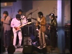 Albert Collins & Buddy Guy - Guitar Duel