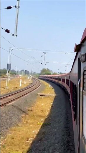 🚆 WAP-5 Leading Amrit Bharat Express | 130 km/h Superfast Action 🇮🇳 #train #railway #expresstrain