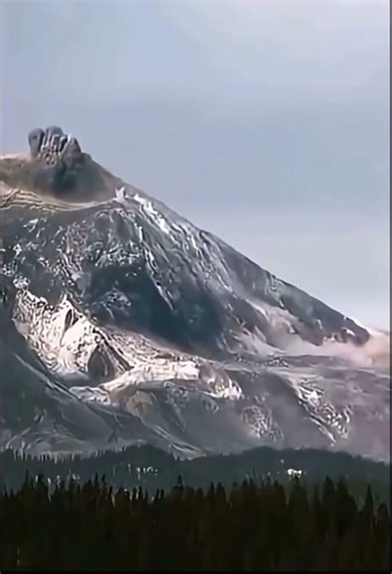 In the Pacific Northwest Corner #volcano #mtsthelens #bigfoot