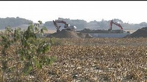 Hog confinement upsets Iowa community