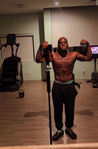 Pro Boxing Debut on January 9th – Don't Miss Out!