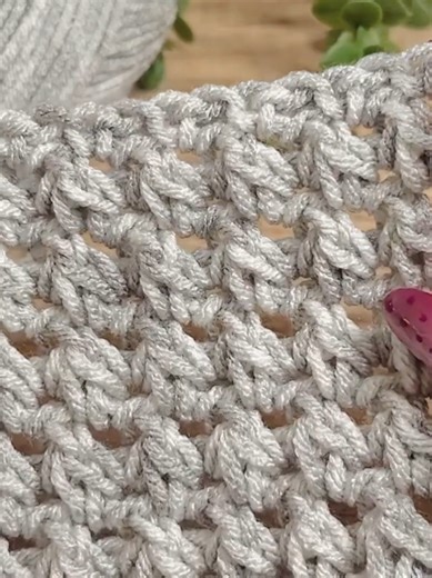 Simple & Nice Crochet Pattern for Blankets & Sweaters