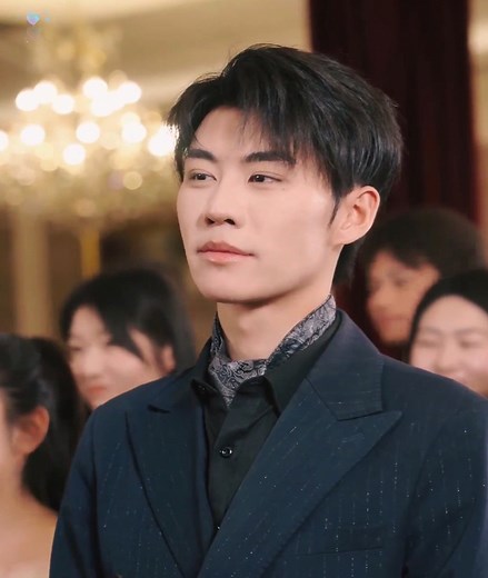 Ang babaeng estudyante ay pumunta sa isang nightclub para kumita ng pera para makapag-aral, ngunit niloko ng CEO at hindi inaako ang responsibilidad. | Abdo&bosy Fan 5