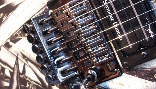 Floyd Rose Not Staying In Tune: 9 Solutions To Try Out - CMUSE