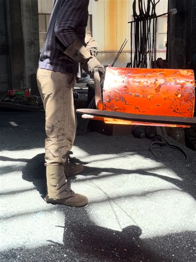 Perfect Ring Forging: A Team Effort in the Factory