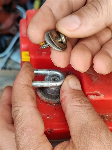 How to Properly Remove a Broken Pipe Head