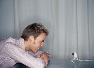 Embedding AVI Files in HTML