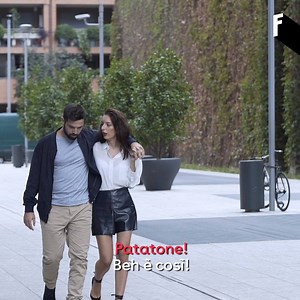 Andrea e Federica ci hanno raccontato com’è cominciata la loro storia, e come insieme, riescono a superare limiti e confini attraverso una grande passione: viaggiare #ArmaniBeauty #StrongerWithYou #BecauseItsYou | Freeda