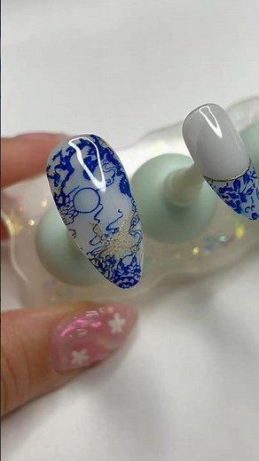 Trying out Maniology Nail Art Stamps