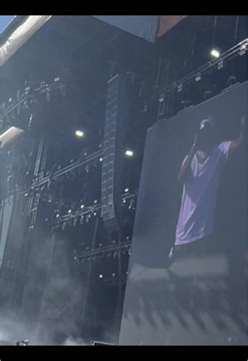 Country Grammar Dance Moves with Nelly