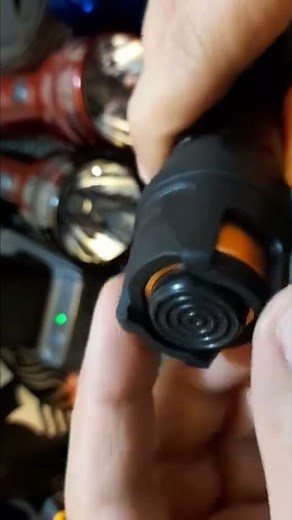 DURACELL 550 LUMENS Flashlight #handyharvey #shorts