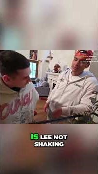 Gecko Tank Chaos: Worms, Lip Licking & Burning Smells?! #shorts