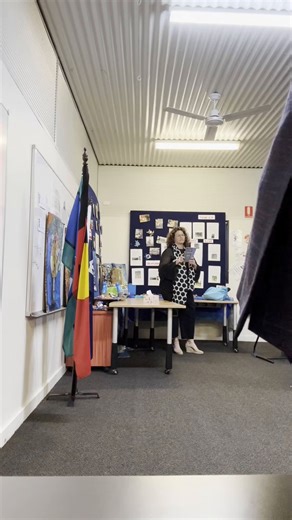 Ever notice how your brain talks you out of doing something that scares you? It’s trying to keep you safe, but sometimes that “protection” stops you from growing. #MotivationDaily #InspireToGrow #PositiveMindset #PersonalGrowth #KeepMovingForward | Seamus Evans