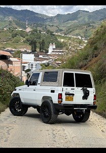 No me vuelvas a hablar — Toyota Land Cruiser 4500 EFI | camionetas y carros