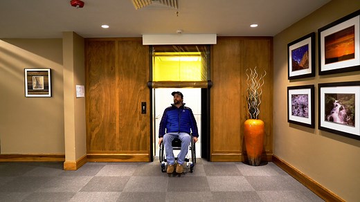 Deploying Screen Impact M400 Smoke Curtain