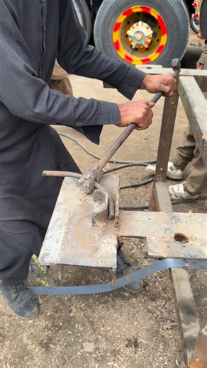 Extreme Technology Skills on Instagram: "How Metal Bent Process with hand Die"