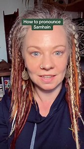 Ever wondered how to actually pronounce Samhain? Most of us read it in books long before we ever heard it spoken… I called it “Sam-hain” for years too. But this ancient Celtic festival, marking the witch’s new year and the turning of the Wheel of the Year, is pronounced Sow-in. A time of endings, ancestors, and deep magick — when the veil between worlds feels paper-thin and we honour those who came before us. #samhain #witchesofinsta #paganwitch #seasonalwitchcraft #wheeloftheyear | Emma Louise 