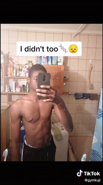 Follow for more #fürdich #fyp #shadowbanned #onlyinmycalvins #makenightsepic #gymtok #gym #fitness #transformation #progress #genetics #skinny #muscle #aesthetic #greenscreenvideo #greenscreen #trending