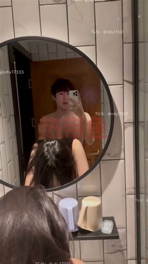 RT @redaiyu_17333: 编号009：07大一无毛馒头逼妹子旅游送炮露脸无套（35min）#露脸 #反差 #颜值@Xiaoxiaofoer@Xiaoxiaoyyii@TaoHuaBang
