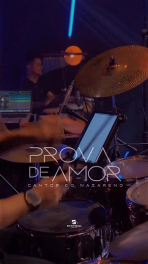 Saiu!! Confira o vídeo clipe da canção “Prova De Amor” no meu canal do YouTube / Cantor Do Nazareno. Inscreva-se, compartilha, deixa seu like e ativa o sininho para não perder os próximos lançamentos. Assista Agora !! Produtor musical: @produtoralexandrelemes Marketing: @_elodagracaoficial Imagens: @atriosproducao #cantordonazareno #gospel2025 #provadeamor | Cantor do Nazareno