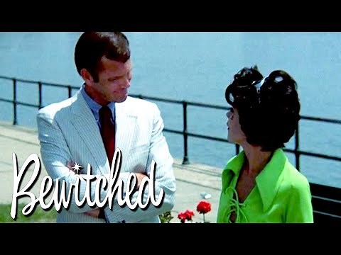 Serena Turns Darrin Into A Statue | Bewitched