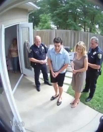 20K views · 121 reactions | During the family barbecue, I got a text:...