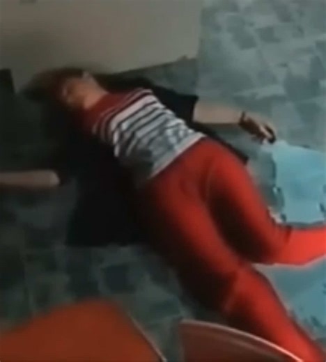 Susan's Iconic Fall on Neighbours: A Throwback Moment