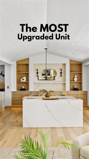 An updated Granville home under 5 million in one of Newport’s most private communities. Full video on YouTube link in bio. #RMG #RobertMackGroup #CompassRealEstate #NewportBeachRealEstate Listing Provided by: Katie Machoskie DRE #01380037 949-355-9722, Compass | Robert Mack